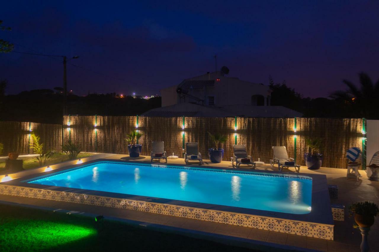 Villa Yvonne,Private Pool,Private Parking 1,7 Km From The Beatch Албуфейра Екстериор снимка